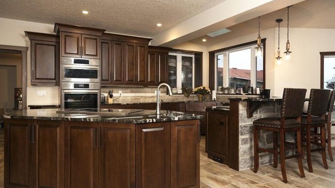 Warm or cold tones? Which colors are the best for a kitchen decorating?
