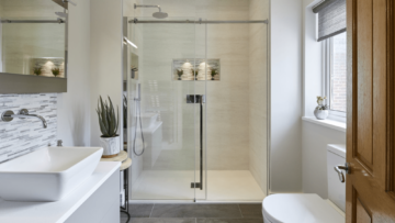 How to decorate a small bathroom? 6 interesting tips